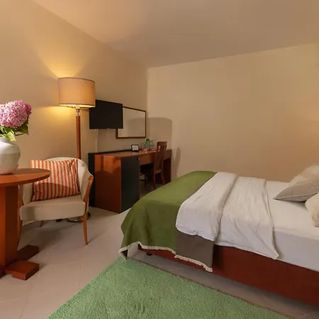 Ciao Bella ヴェリ・ロシニュ